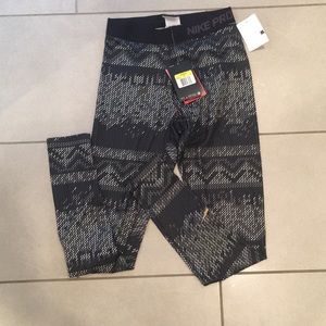 NWT - Nike Runnings Tights